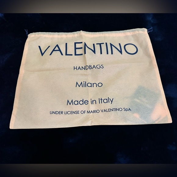 AUTHENTIC Luxury dust bags - Picture 4 of 13